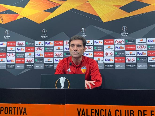 Marcelino en la sala de prensa de Paterna durante la previa del Valencia-Arsenal.