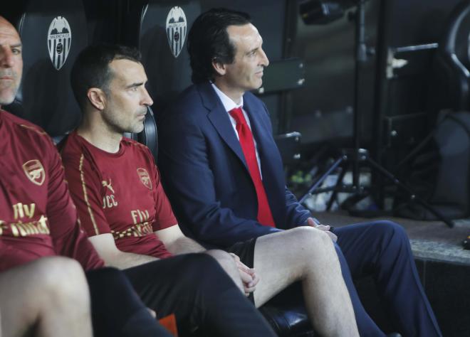 Emery en el banquillo. (Foto: David González)