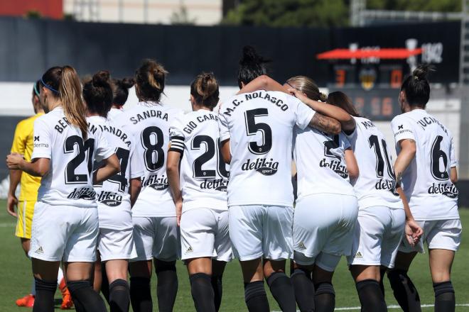 Jugadoras del Valencia CF Femenino celebrando un gol (Foto: Valencia CF)