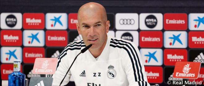 Zidane, en sala de prensa de Valdebebas.