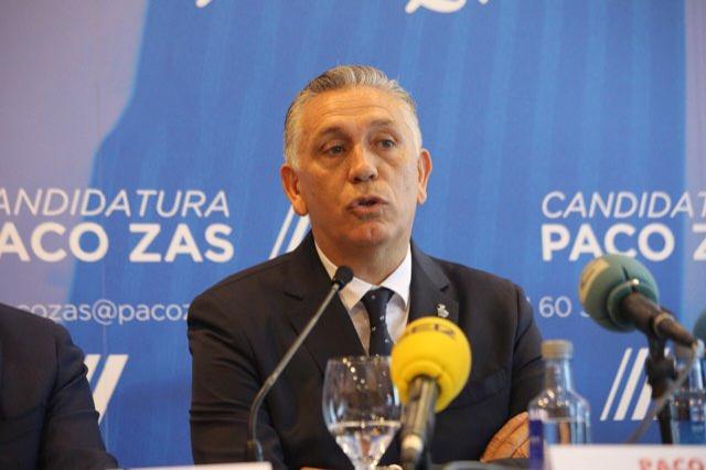 Paco Zas presenta su candidatura a la presidencia del Deportivo (Foto: Iris Miquel).