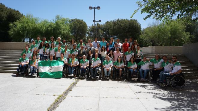 El consejero de Educación y Deporte recibe a la Federación Andaluza de Deportes de Personas con Discapacidad Física.