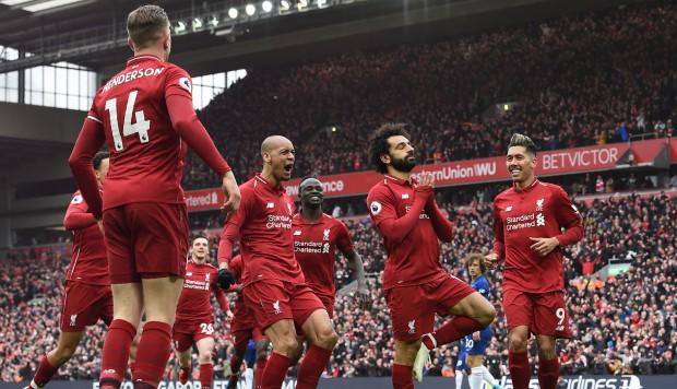 Los jugadores del Liverpool celebrando un gol.