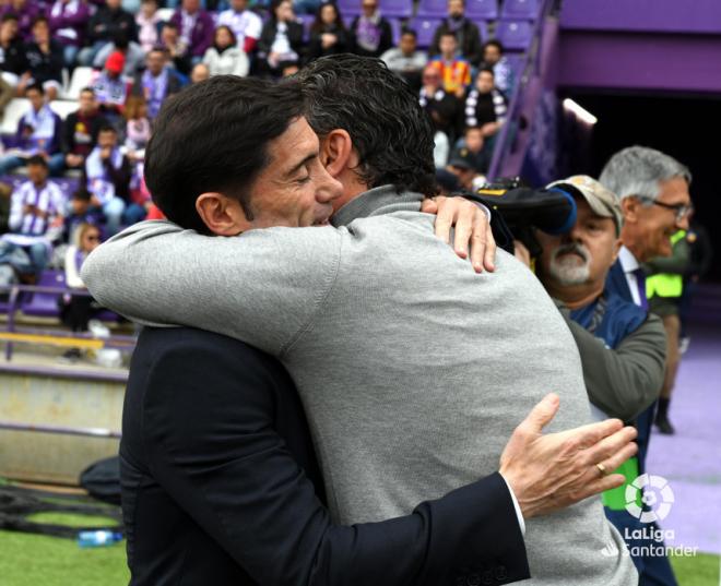 Sergio y Marcelino se abrazan en Zorrilla (Foto: LaLiga).