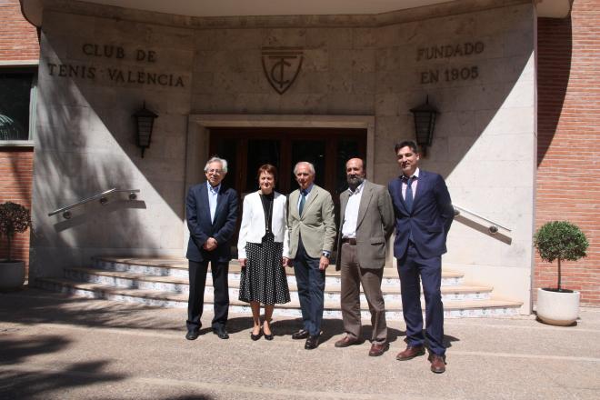El Club de Tenis Valencia y la Universitat de València, de la mano