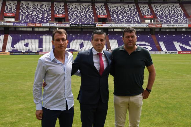 Ángel Luis Catalina, Miguel Ángel Gómez y Jesús Sánchez Japón, en su presentación en el Real Valladolid.