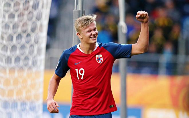 Erling Haland celebra uno de sus nueve goles en el Noruega-Honduras del Mundial sub 20.