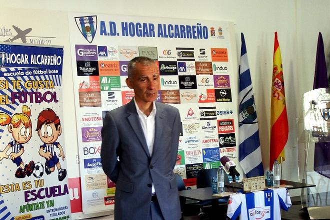 Carlos Terrazas, nuevo entrenador y Manager General del AD Hogar Alcarreño.