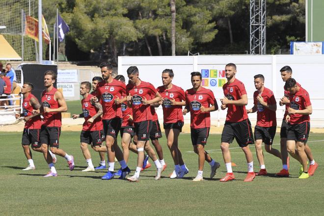 El Deportivo, en un entrenamiento en Benidorm (Foto: RCD).