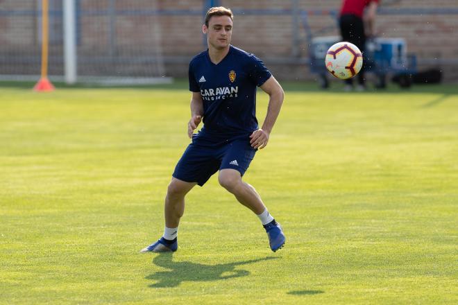 Daniel Lasure en un entrenamiento del Real Zaragoza en la Ciudad Deportiva (Foto: Daniel Marzo).