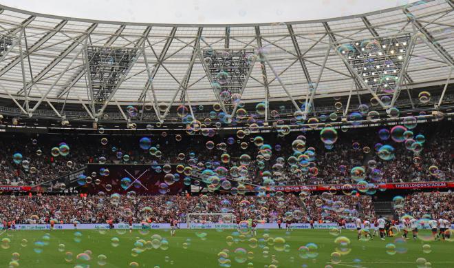 El London Stadium de Londres espera al Athletic Club en la pretemporada.