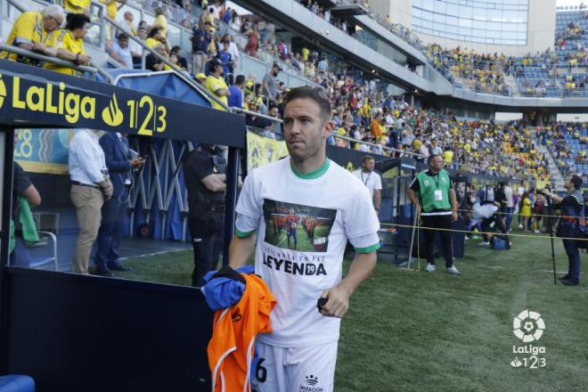 Diego Capel porta una camiseta en la que recuerda a José Antonio Reyes. (Foto: LaLiga).