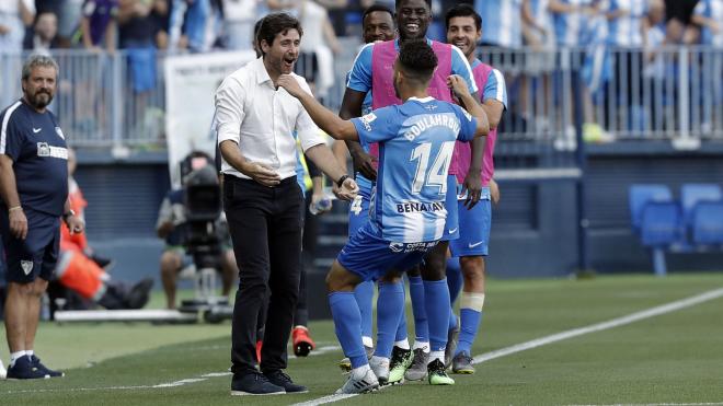 La celebración de Boulahroud con Víctor (Foto: Málaga CF).