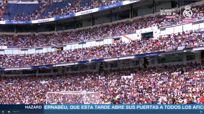 Aspecto de las gradas del Santiago Bernabéu en la presentación de Hazard.