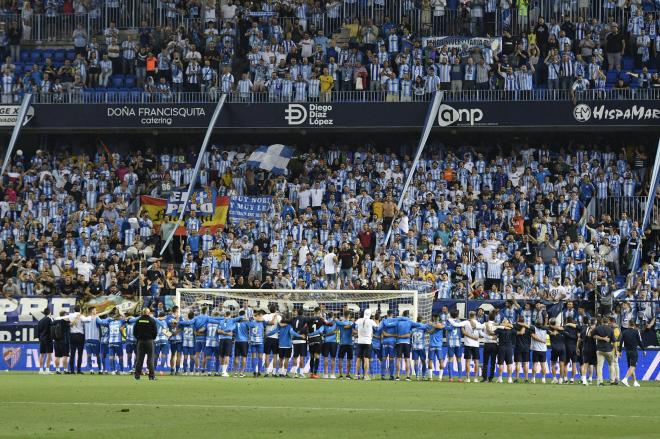 Imagen del final del partido en La Rosaleda.