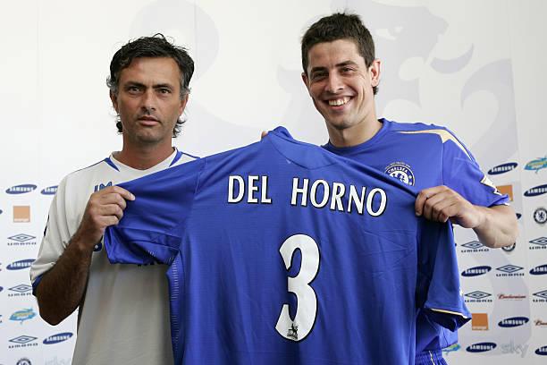 José Mourinho y Asier del Horno, en 2005.