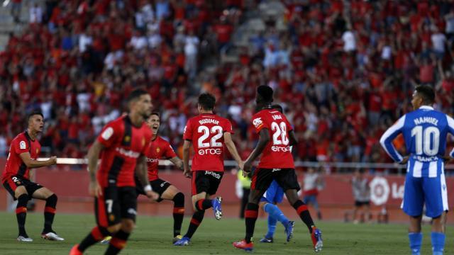 Los jugadores del Mallorca celebran uno de los goles ante el Deportivo (Foto: LaLiga).