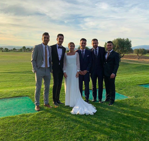 Diego Mariño, Joselu Moreno, Diego Jiménez y Mario Gaspar, en una boda (Foto: @mariogpm2).