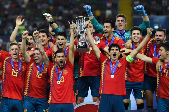 Carlos Soler se proclamó campeón de la Eurocopa sub 21 con España.
