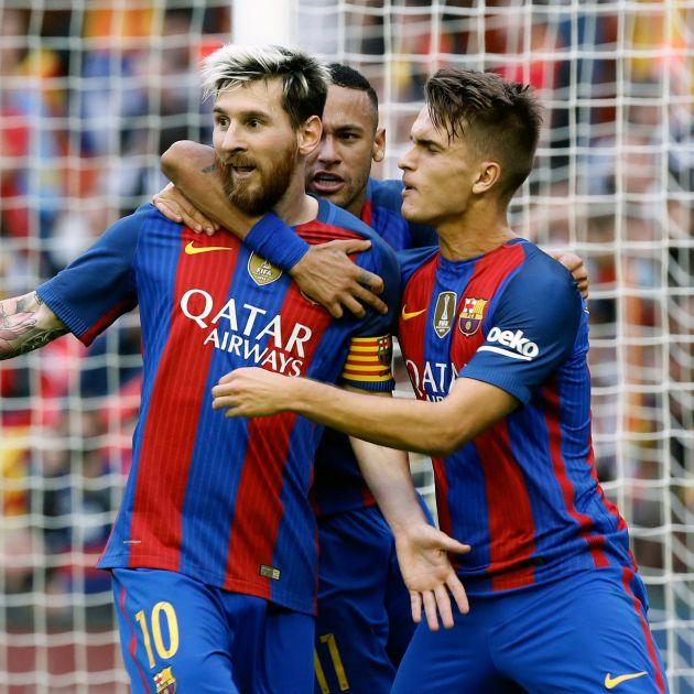 Denis Suárez, junto a Messi y Neymar, en el FC Barcelona.