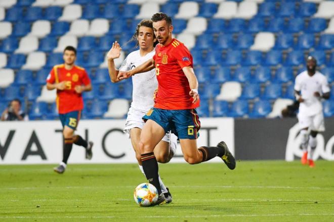 Fabián, deseo del Real Madrid, en un partido con España sub 21.