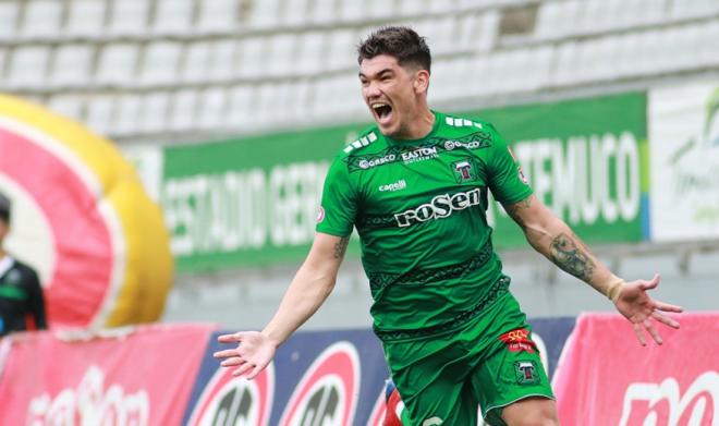 Luis Casanova celebra un gol con deportes Temuco (Foto: Federación Chilena).