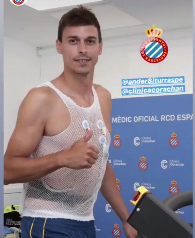 Ander Iturraspe ha pasado el reconocimiento médico con el RCD Espanyol.