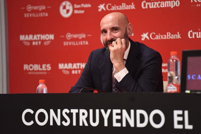 Monchi, durante la presentación de Fernando (Foto: Kiko Hurtado).