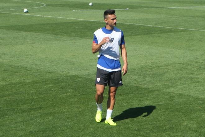 Cristian Ganea se ha incorporado a la pretemporada del Athletic Club pero apunta a una nueva cesión (Foto: DMQ Bizkaia).