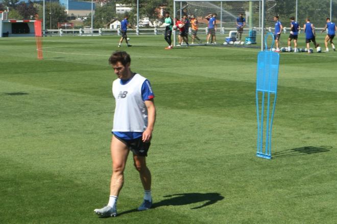 Ibai Gómez en una sesión de entrenamiento en Lezama.