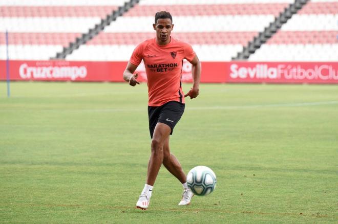 Fernando, en su primer entrenamiento (Foto: Sevilla FC).