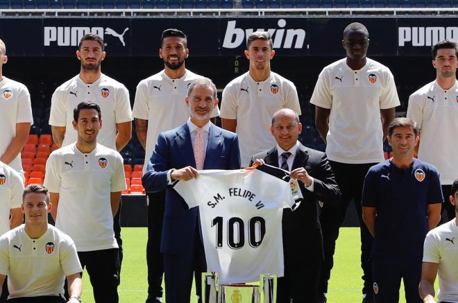 El Valencia CF celebró su centenario con el Rey en Mestalla