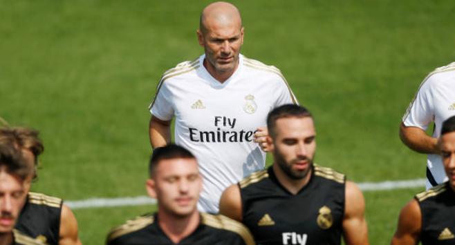 Zidane, durante un entrenamiento del Real Madrid.