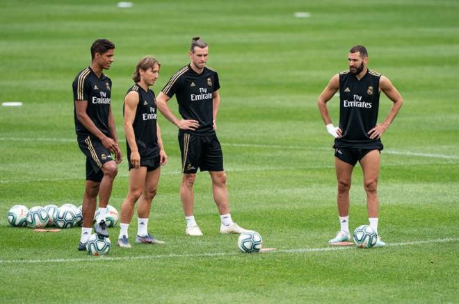 Varane, Modric, Bale y Benzema, en la pretemporada del Real Madrid (Foto: EFE).