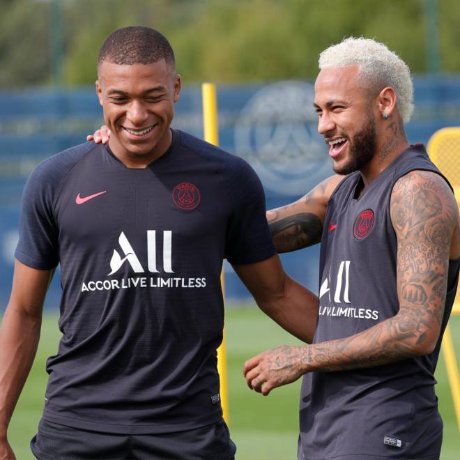 Neymar y Mbappé, durante un entrenamiento de pretemporada.
