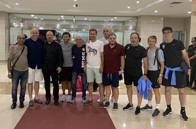 La Asociación de Futbolistas Visita China y se reunió con Rafa Benítez