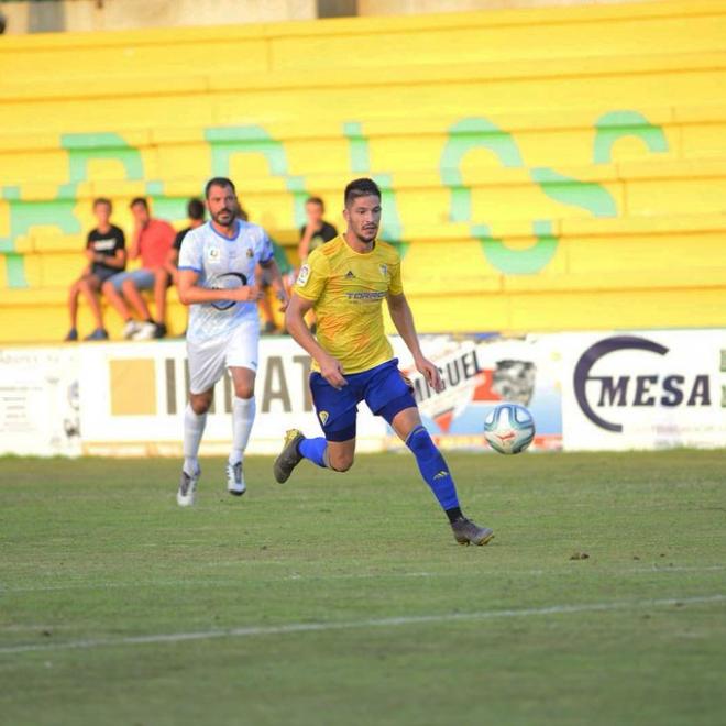 Caye Quintana ante Los Barrios en pretemporada (Foto: CCF).