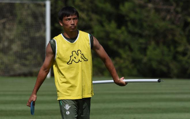 Takashi Inui, en un entrenamiento en Montecastillo (Foto: Kiko Hurtado).