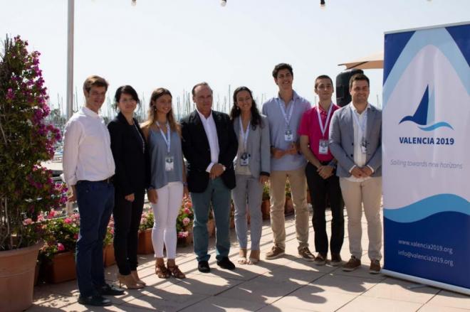 El Real Club Náutico de Valencia acoge esta semana la 90ª Sesión Internacional del Parlamento Europeo de los Jóvenes bajo el título 'Navegando'.