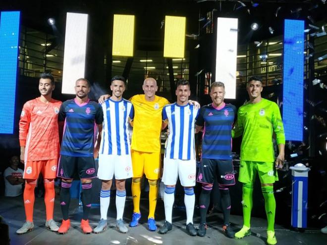 Equipaciones del Recreativo para la temporada 2019/20. (@AytoHuelva)