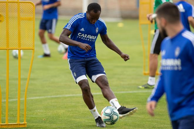 Dwamena en un entrenamiento (Foto: Daniel Marzo).