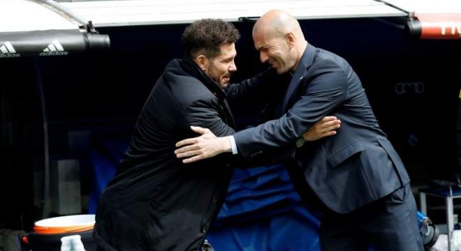 Simeone y Zidane, durante un encuentro (Foto: EFE).