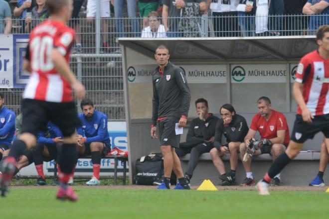 Garitano en el duelo ante el Borussia. (Foto: Athletic Club)