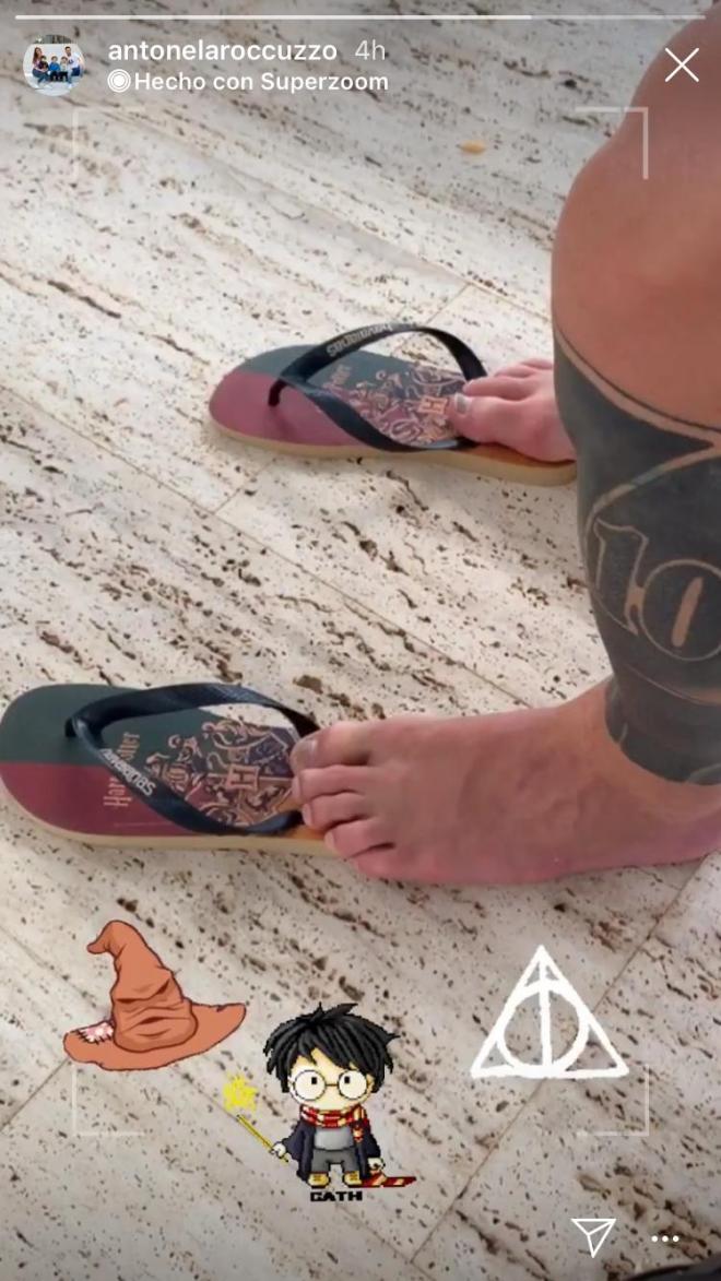 Las chanclas de Leo Messi con decoración de Harry Potter.