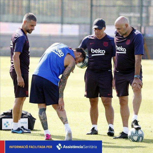 Messi, lesionado en la sesión de entrenamiento (Foto: FCB).
