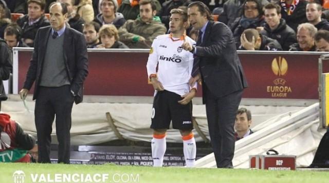 Cristian Portugués el día de su debut con el Valencia a las órdenes de Pizzi (Foto: Valencia CF).