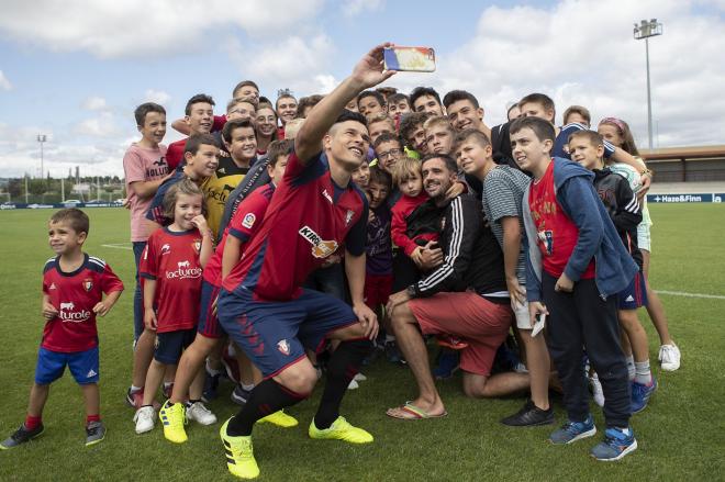 Roncaglia, durante su presentación con el Osasuna (Foto: CAO).