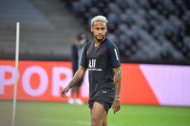 Neymar, en un entrenamiento de pretemporada con el PSG.