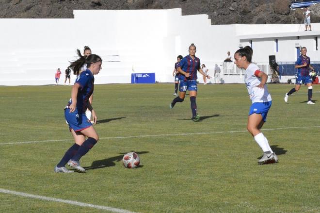 Levante UD Femenino - UDG Tenerife en la Egalité Cup. (Foto: Levante UD)