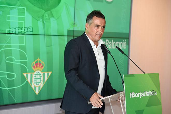 Alexis Trujillo, coordinador del área deportiva del Betis (foto: Kiko Hurtado).